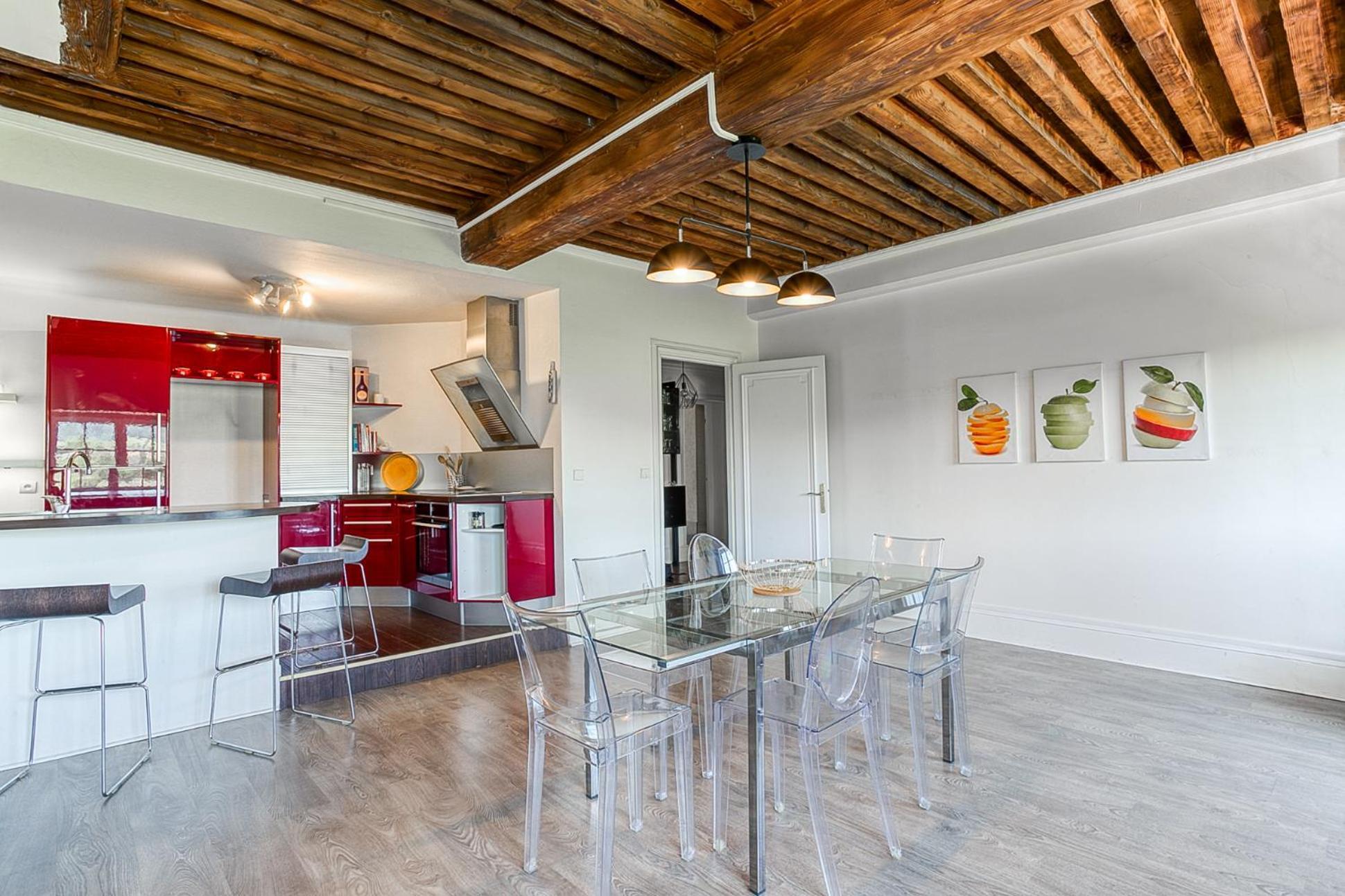 Sejourner Au Chateau De La Roue Grand Appartement Lissieu Εξωτερικό φωτογραφία