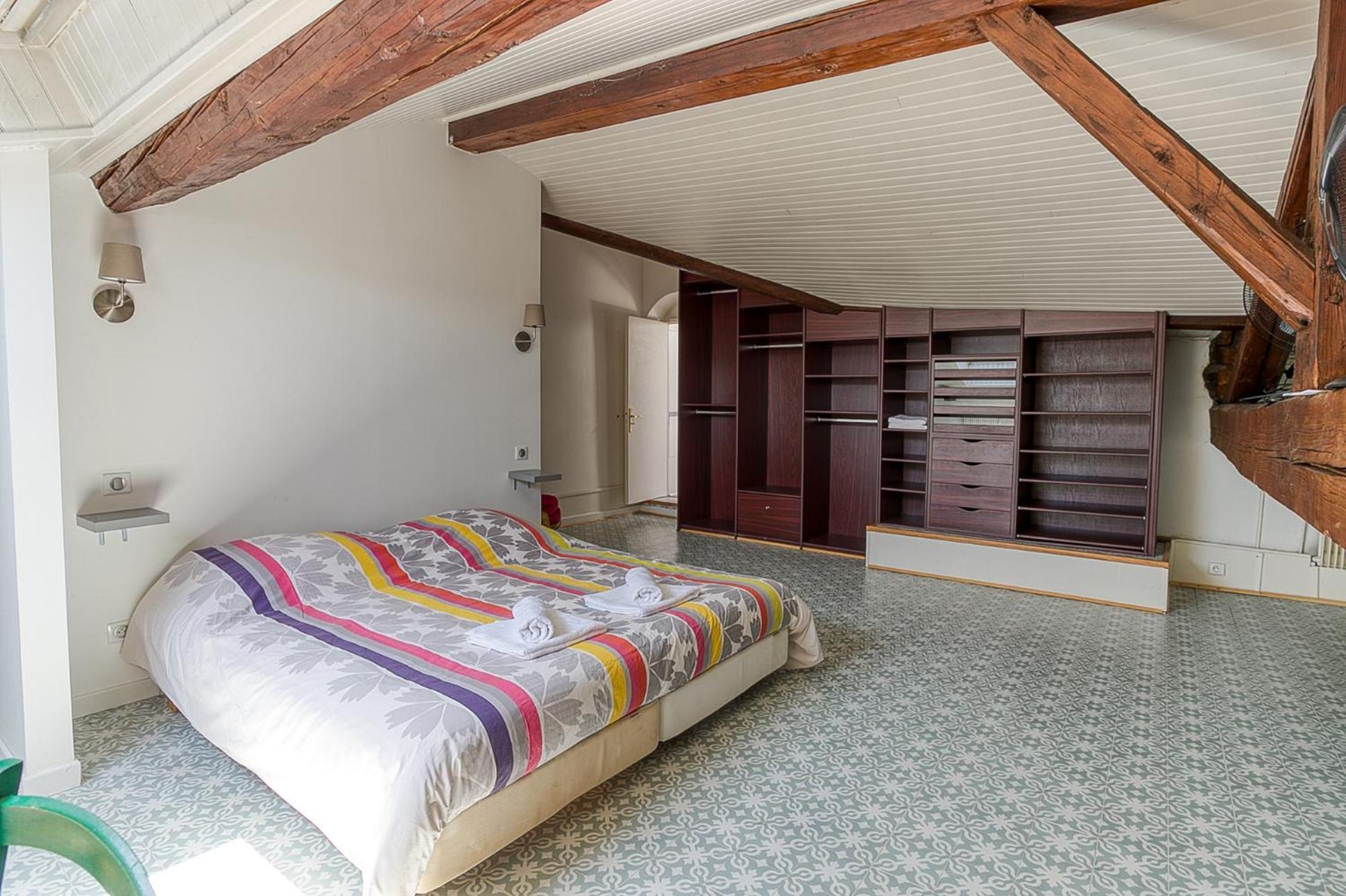 Sejourner Au Chateau De La Roue Grand Appartement Lissieu Εξωτερικό φωτογραφία